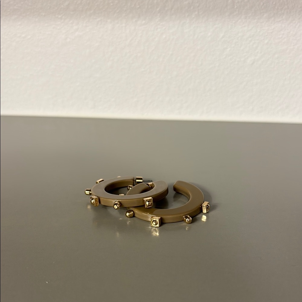 Elegant Gold and Brown Hoop Earrings